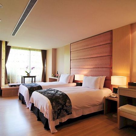 Tai-Yi Red Maple Resort Puli Dış mekan fotoğraf