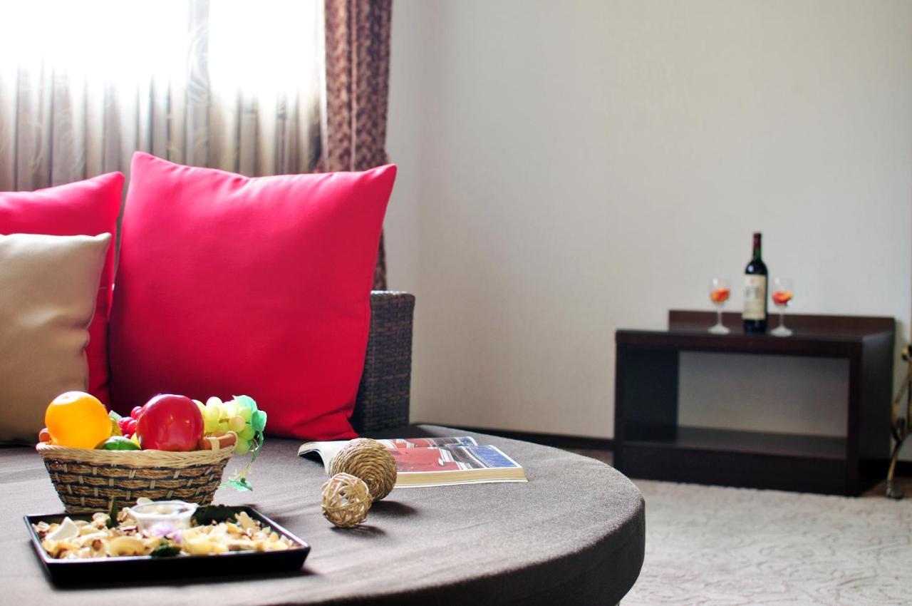 Tai-Yi Red Maple Resort Puli Dış mekan fotoğraf